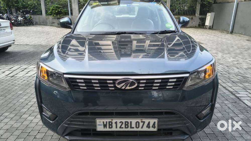 Mahindra Xuv300 W6, 2022, Petrol
