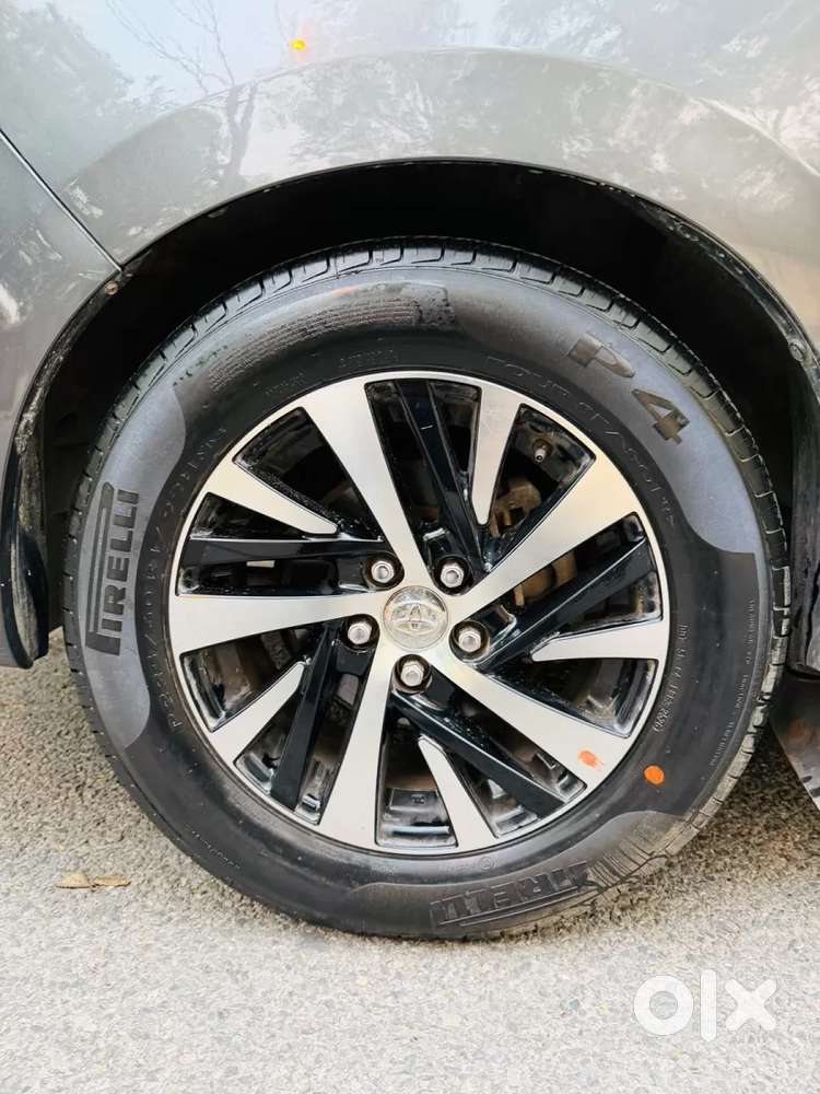Toyota Innova Crysta [2020-ongoing] 2.7 Zx At 7 Str, 2022, Petrol