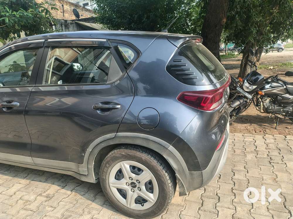 Kia Sonet Petrol 2021