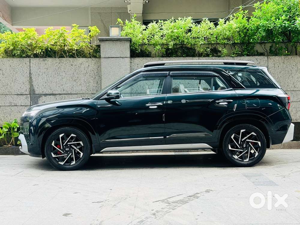 Hyundai Alcazar 2025 Petrol Signature