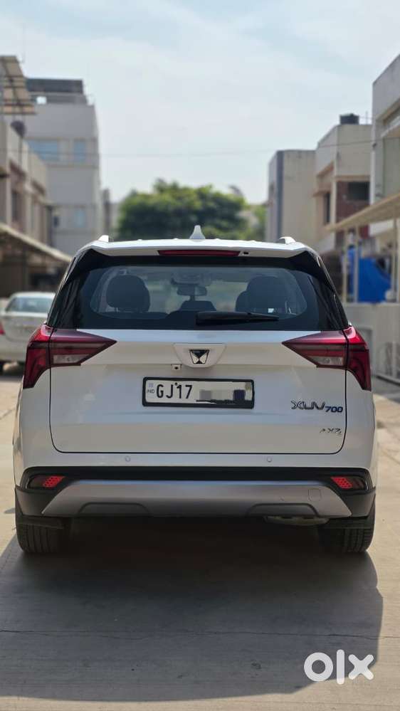 Mahindra Xuv700 2.0 Ax 7 Petrol At Str, 2022, Petrol