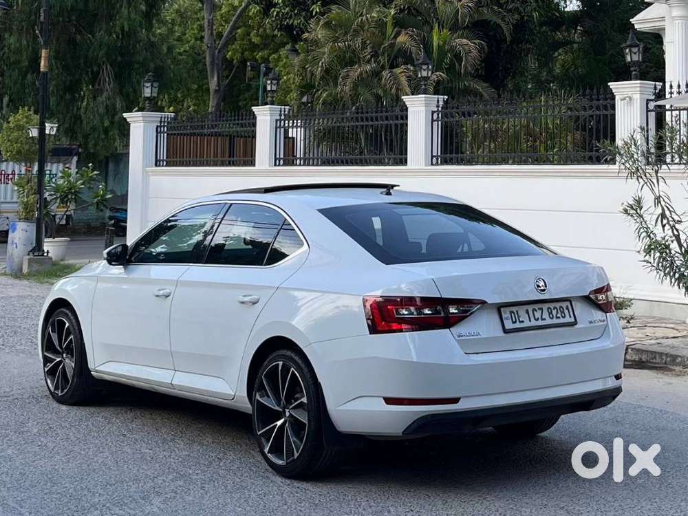 Skoda Superb 1.8 Elegance Tsi At, 2018, Petrol
