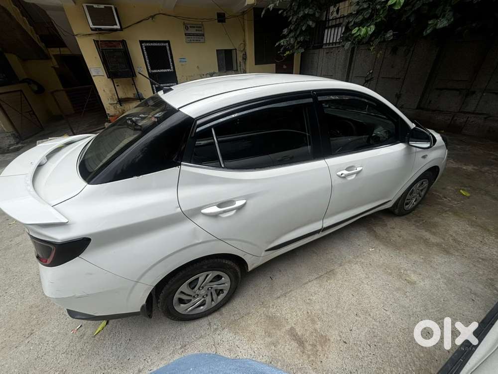 Hyundai Aura 2023 Km Driven