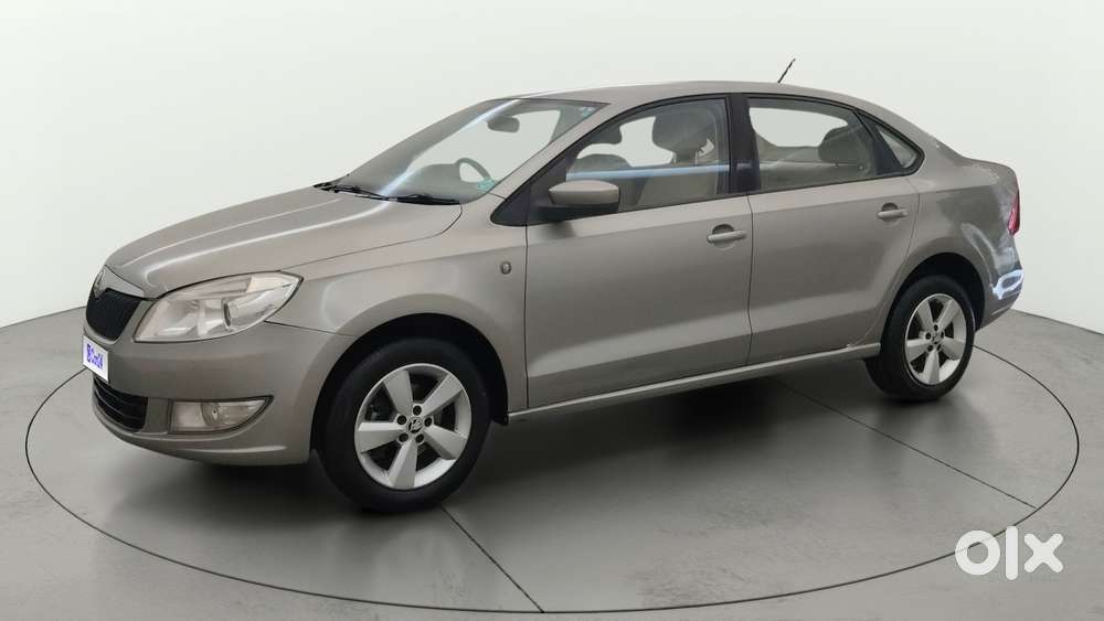 Skoda Rapid 1.6 Mpi At Elegance, 2014, Petrol