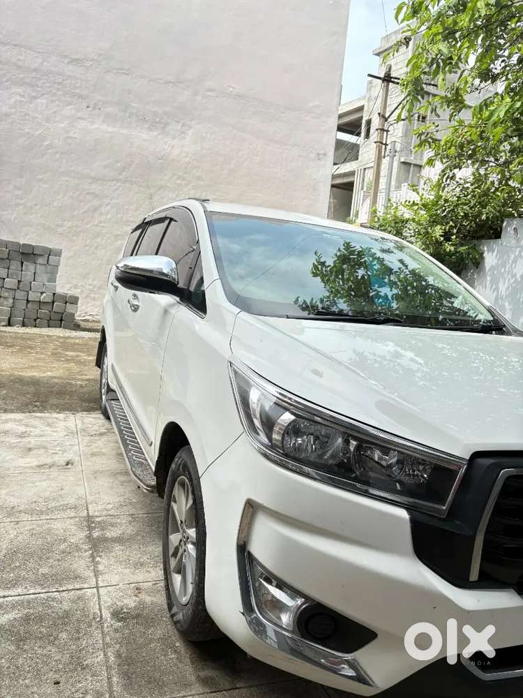 Toyota Innova Crysta 2019