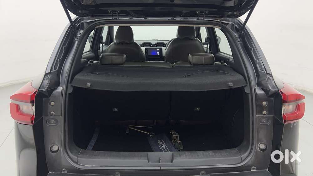 Nissan Magnite Xv Turbo, 2021, Petrol