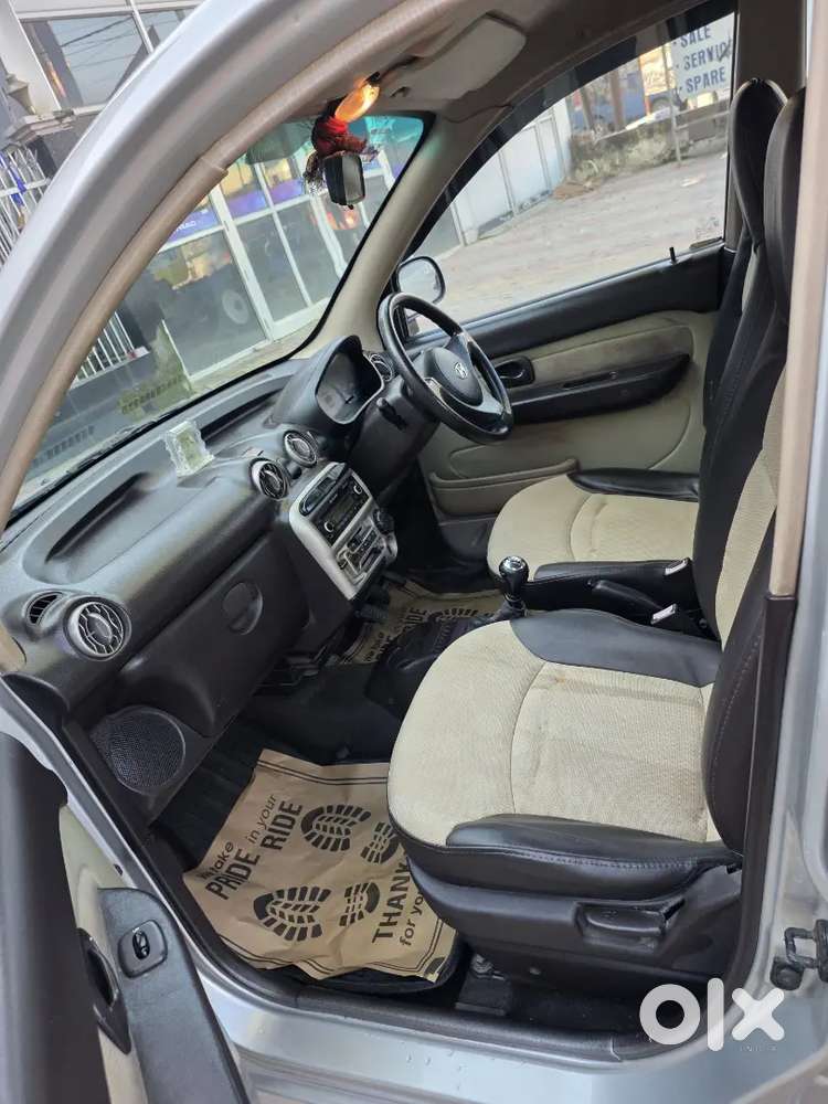 Hyundai Santro Xing
1st Owner 
Full Insurance 
Dono Chabi 
Dono Remote