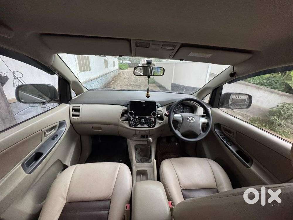 Toyota Innova [2013-2016] 2.5 G4 7 Str, 2014, Diesel