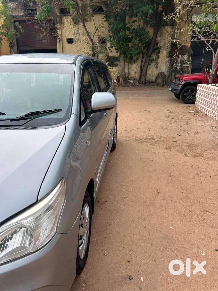 Toyota Innova 2.5 G (diesel) 8 Seater, 2015, Diesel
