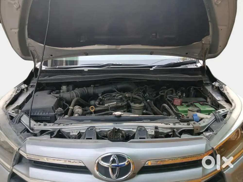 Toyota Innova Crysta 2.7 Vx 2018 Year Hr Registration