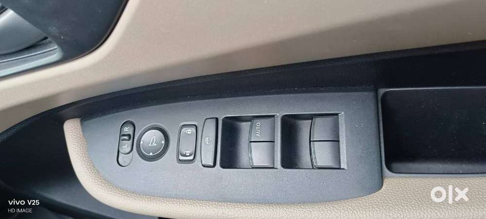 Honda Elevate V Mt, 2023, Petrol