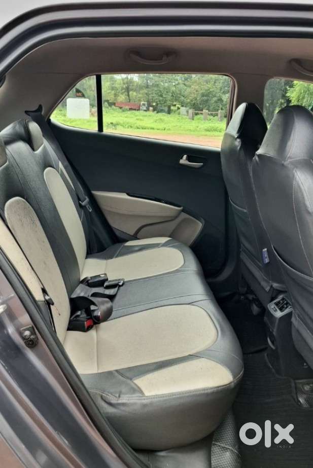 Hyundai Grand I10 Sportz, 2015, Petrol