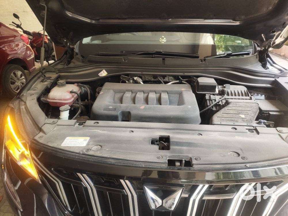 Mahindra Xuv700 2.2 Ax 5 Diesel Mt 7 Str, 2025, Diesel