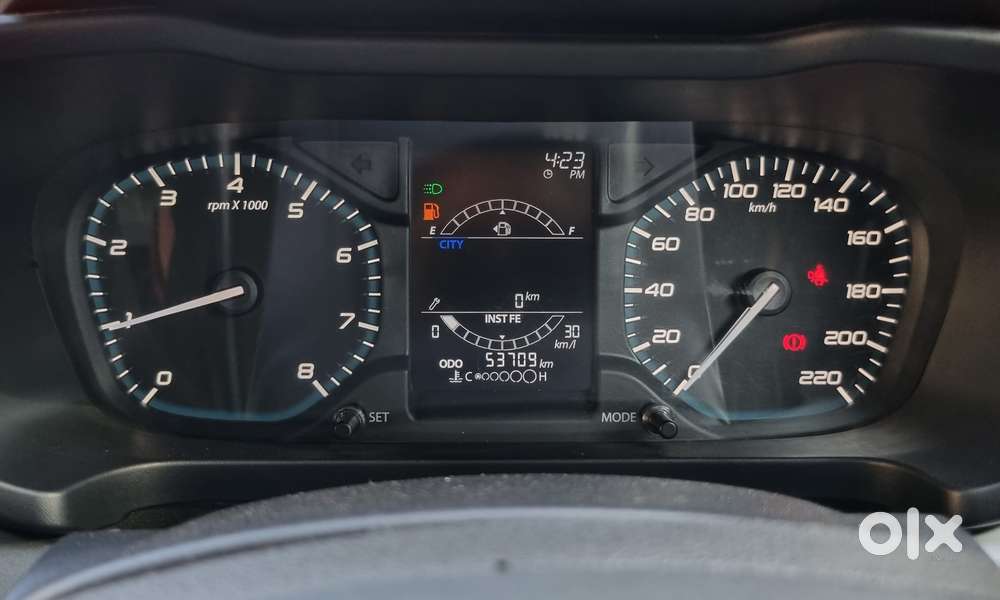 Tata Altroz 1.2 Xt, 2023, Petrol