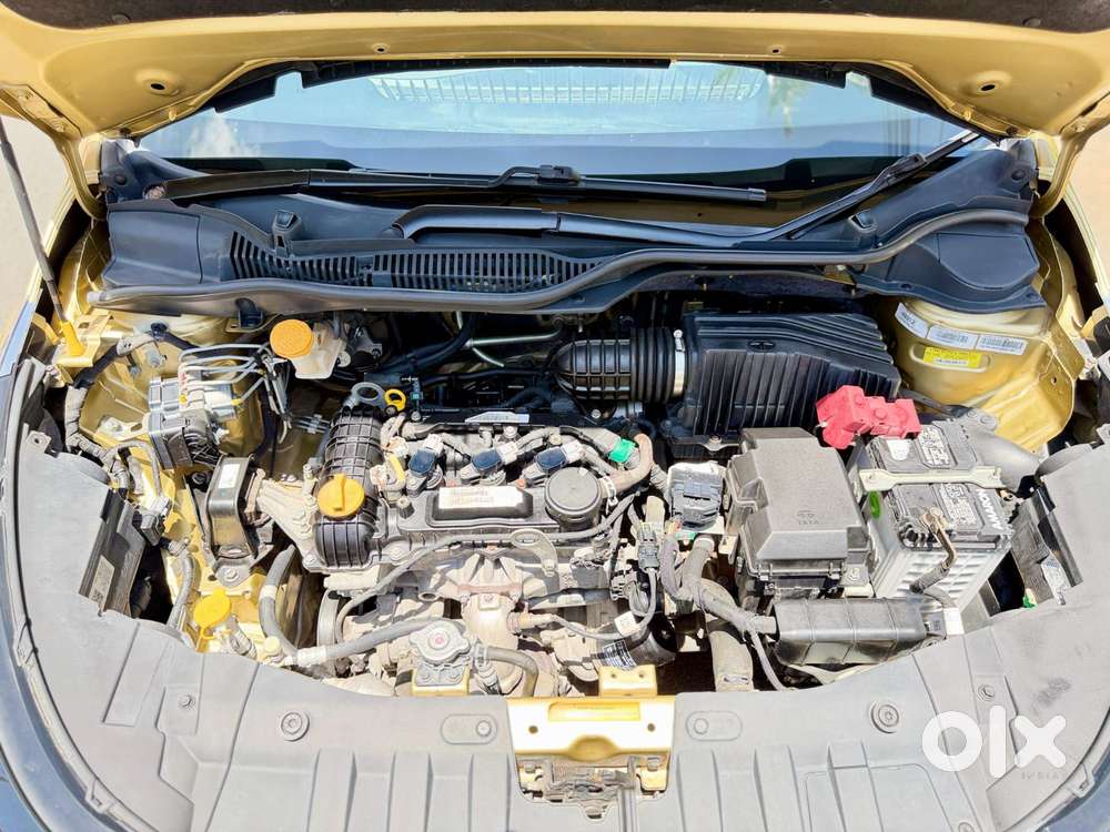 Tata Altroz 1.2 Xe, 2021, Petrol