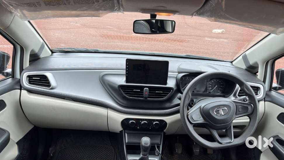 Tata Altroz Xe Petrol, 2021, Petrol