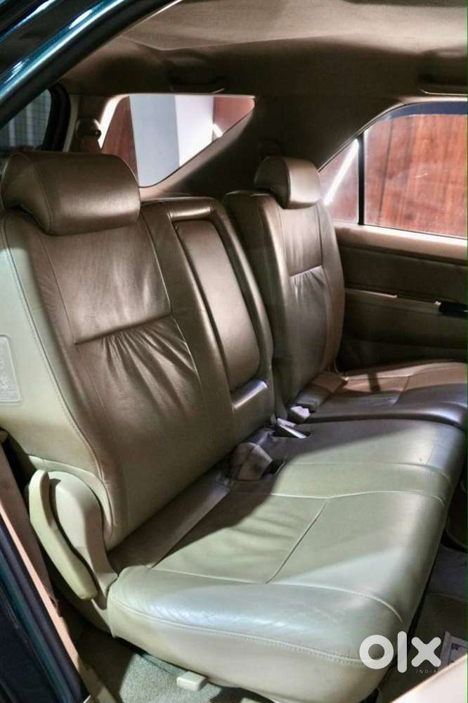 Toyota Fortuner 3.0 4x4 Manual, 2011, Diesel