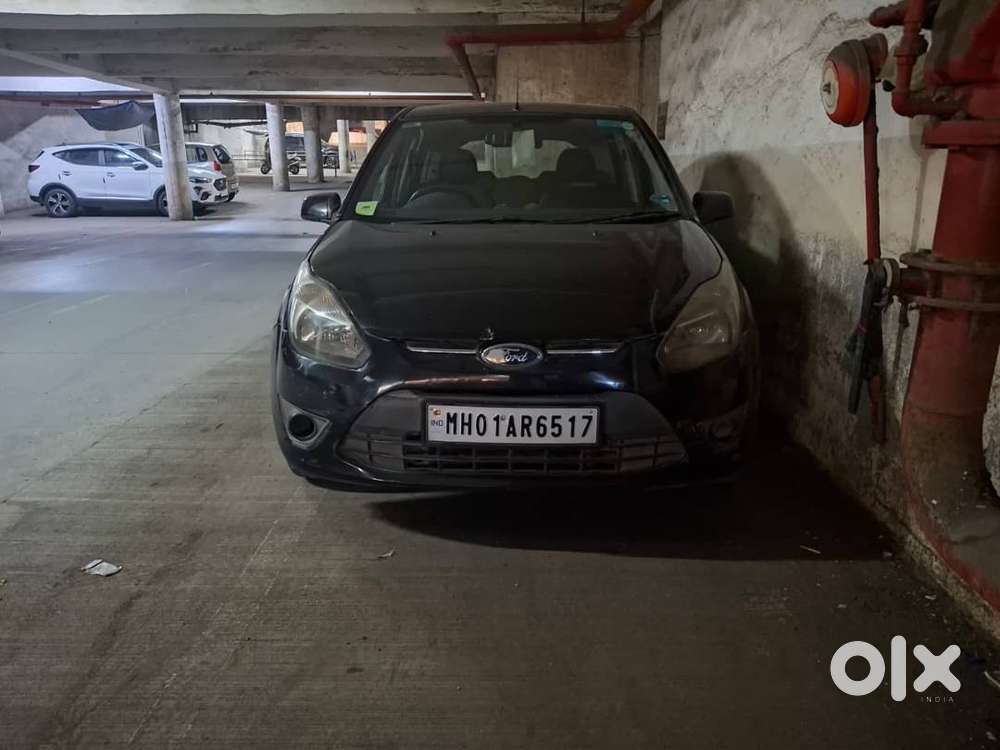 Ford Figo 2010-petrol Mt