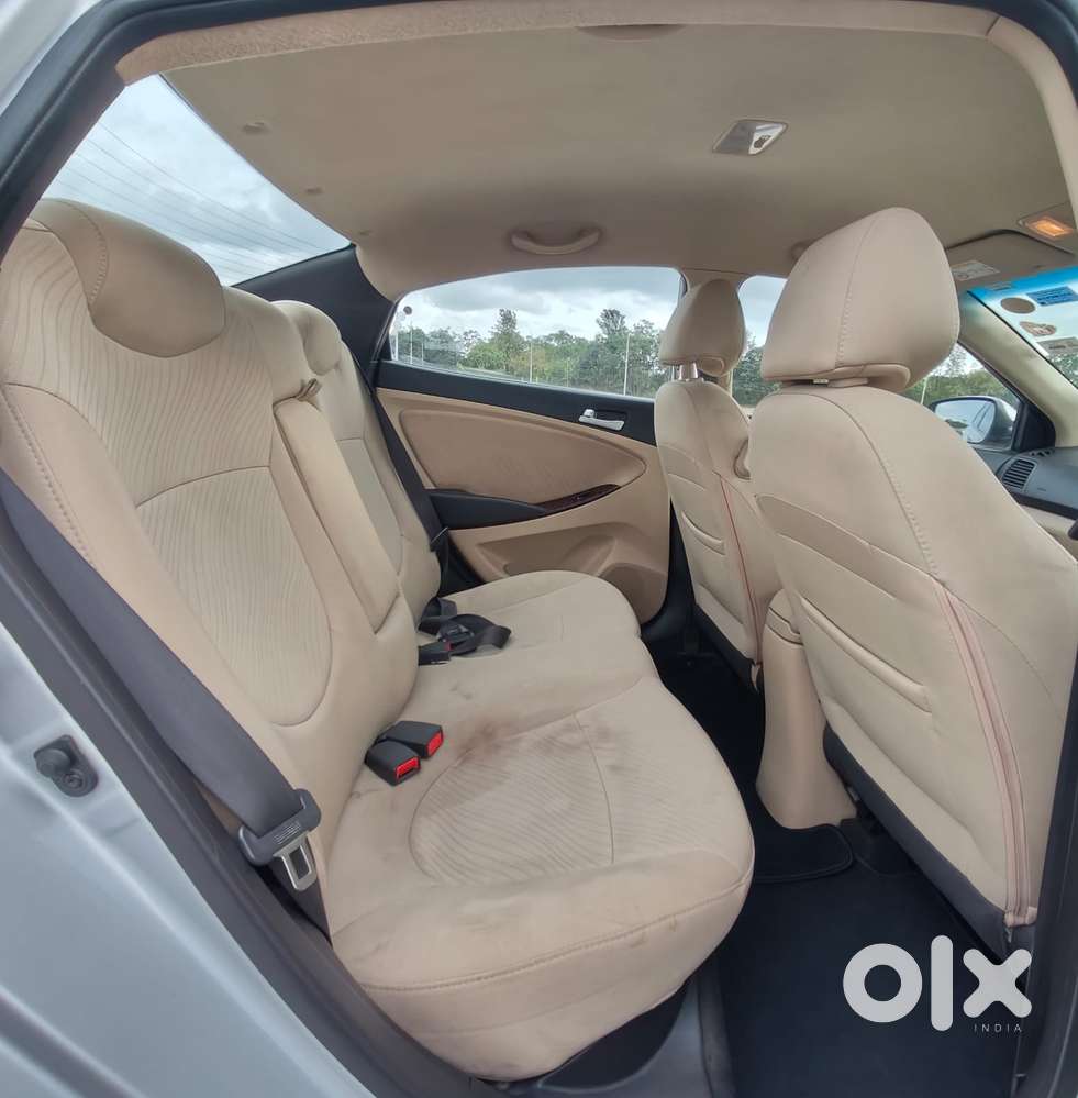 Hyundai Verna Fluidic 1.6 Vtvt Sx Opt, 2015, Petrol
