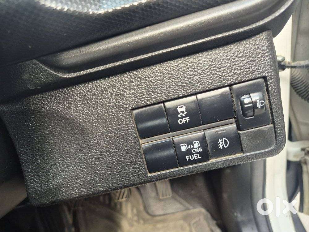 Maruti Suzuki Brezza 1.5 Lxi Cng, 2023, Cng & Hybrids