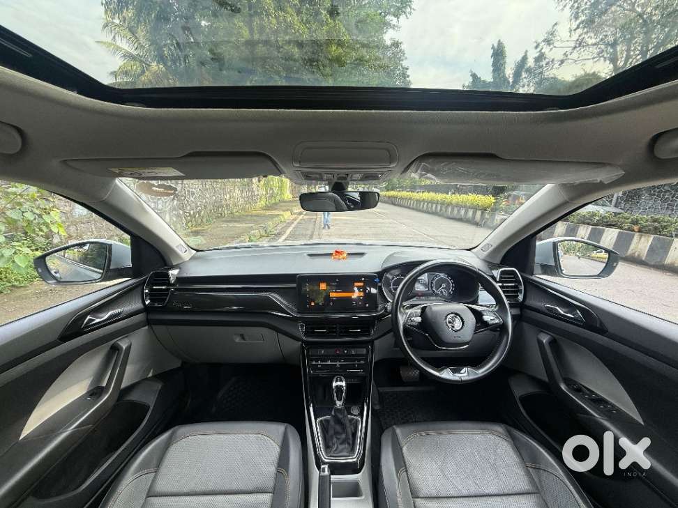 Skoda Kushaq 1.0 Tsi Style At, 2022, Petrol