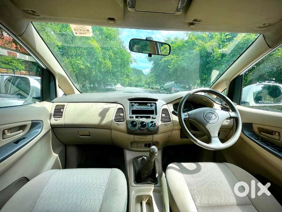 Toyota Innova 2.5 G (diesel) 7 Seater, 2005, Diesel