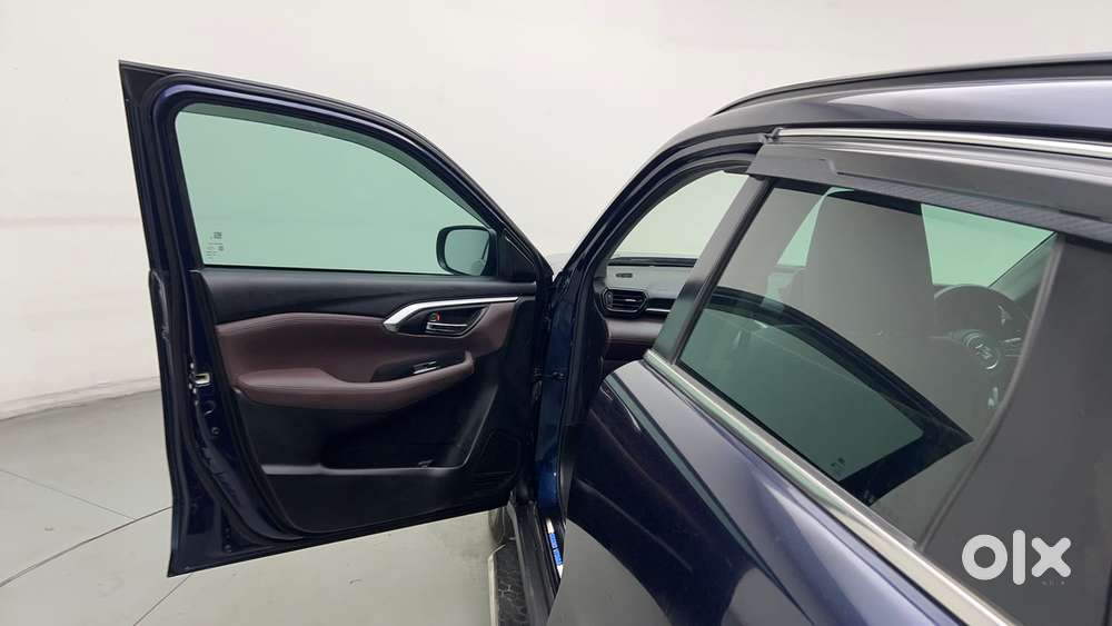 Maruti Suzuki Grand Vitara 1.5 Alpha Smart Hybrid, 2023, Petrol