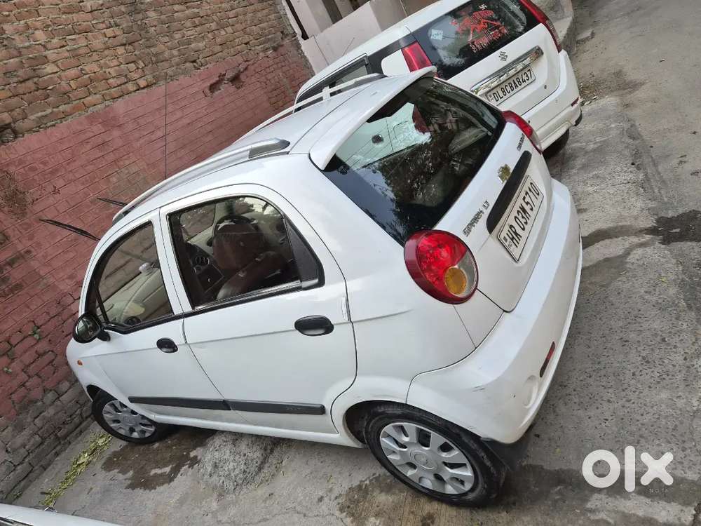 Chevrolet Spark 2011 Petrol Well Maintained