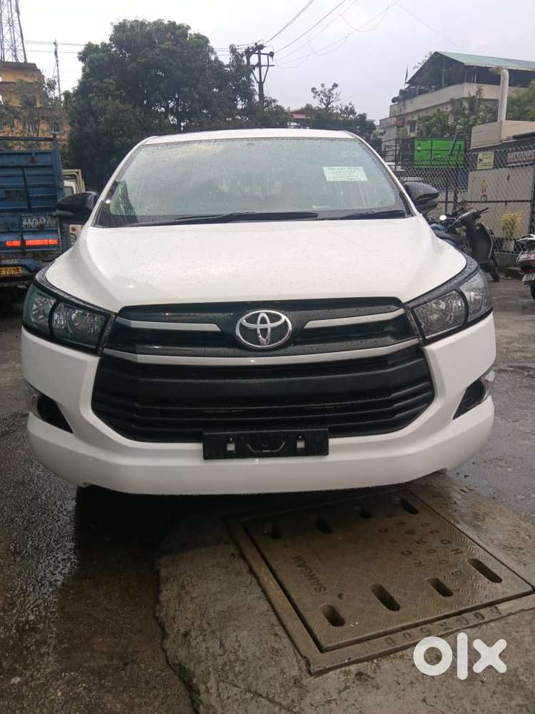 Toyota Innova Crysta 2.4 Gx Mt 8s, 2018, Diesel