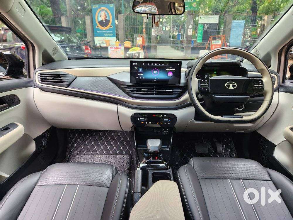 Tata Altroz Creative S, 2025, Petrol
