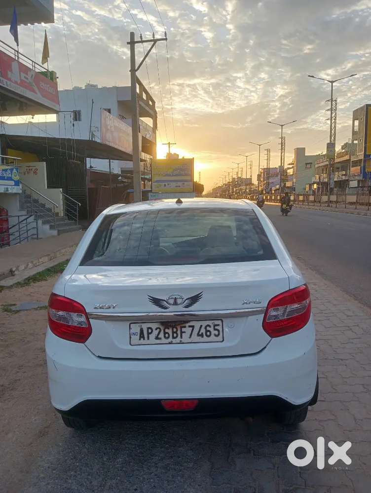 Tata Zest Diesel 2016 Good Condition Engine Cool Ac Excellent