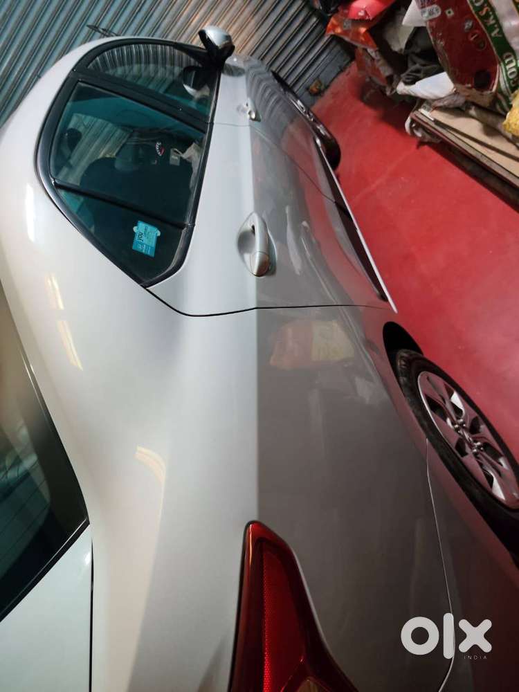 Hyundai Xcent Vtvt S At Petrol 2016