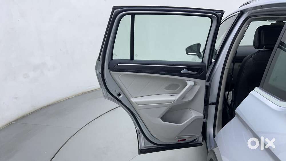 Volkswagen Tiguan 2.0 Elegance Tsi Dsg, 2023, Petrol