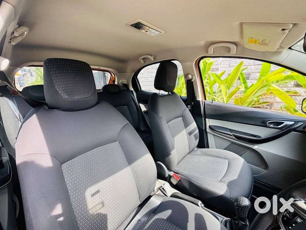Tata Tiago Xz, 2016, Petrol