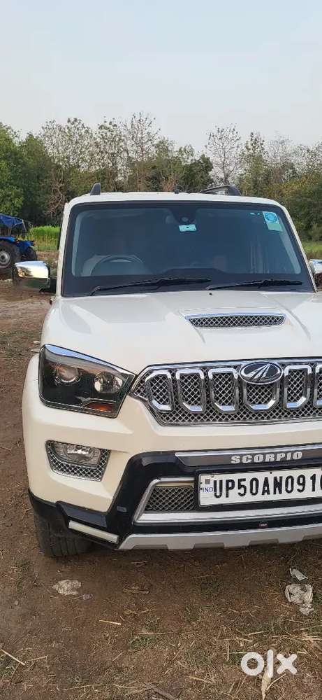 Mahindra Scorpio 2015