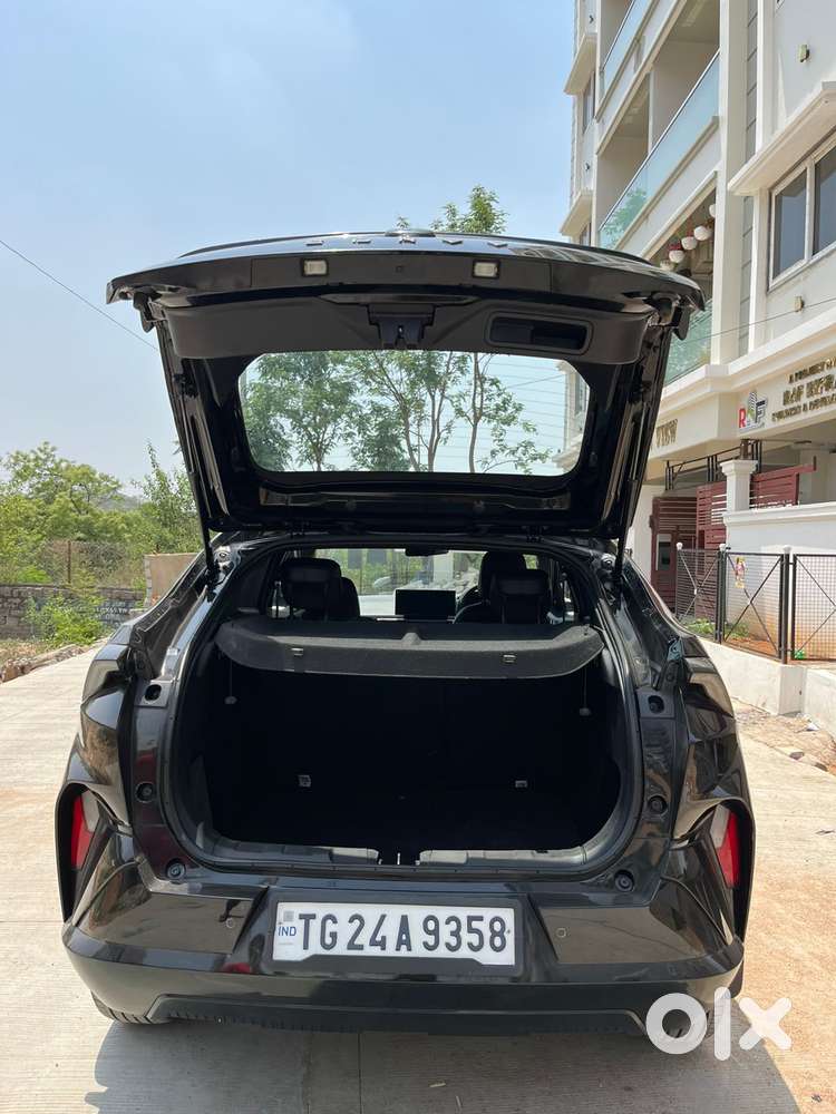 Tata Curvv Accom + A Dmt, 2025, Petrol