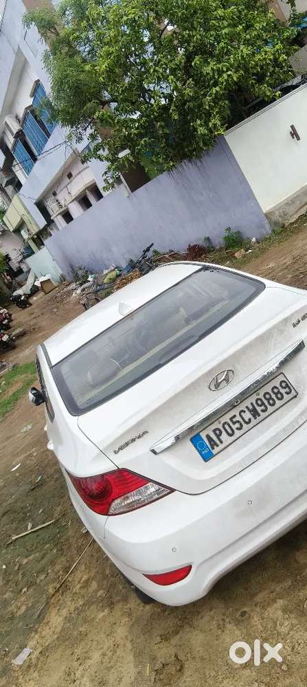Hyundai Verna 2016 Diesel 125000 Km Driven