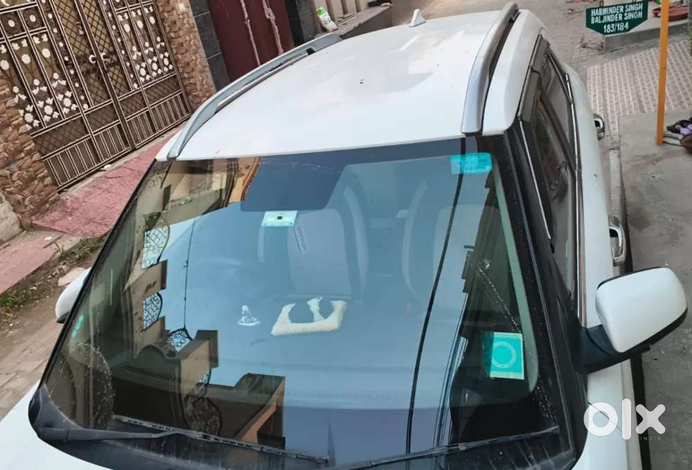 Hyundai Venue 1.2 S (o), 2024, Petrol