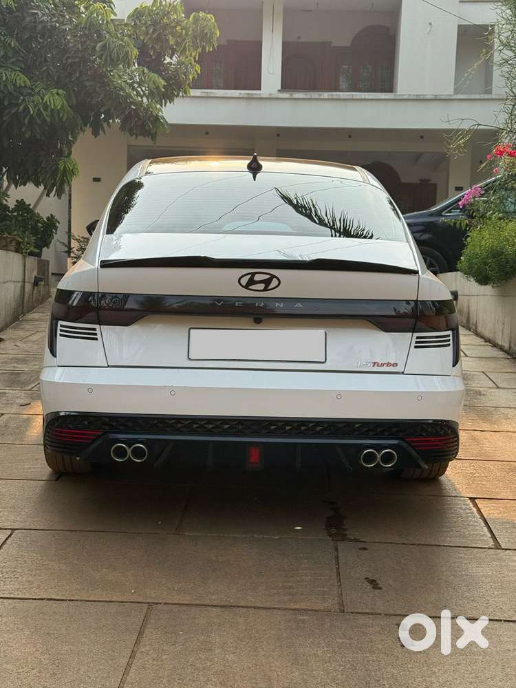 Hyundai Verna 1.0 Sx (o) Turbo Gdi Dct, 2023, Petrol