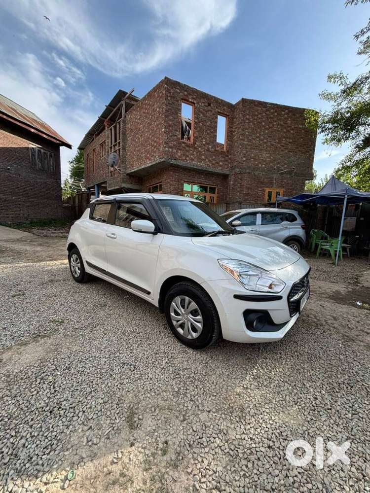 Maruti Suzuki Swift 1.2 Vxi (o), 2023, Petrol