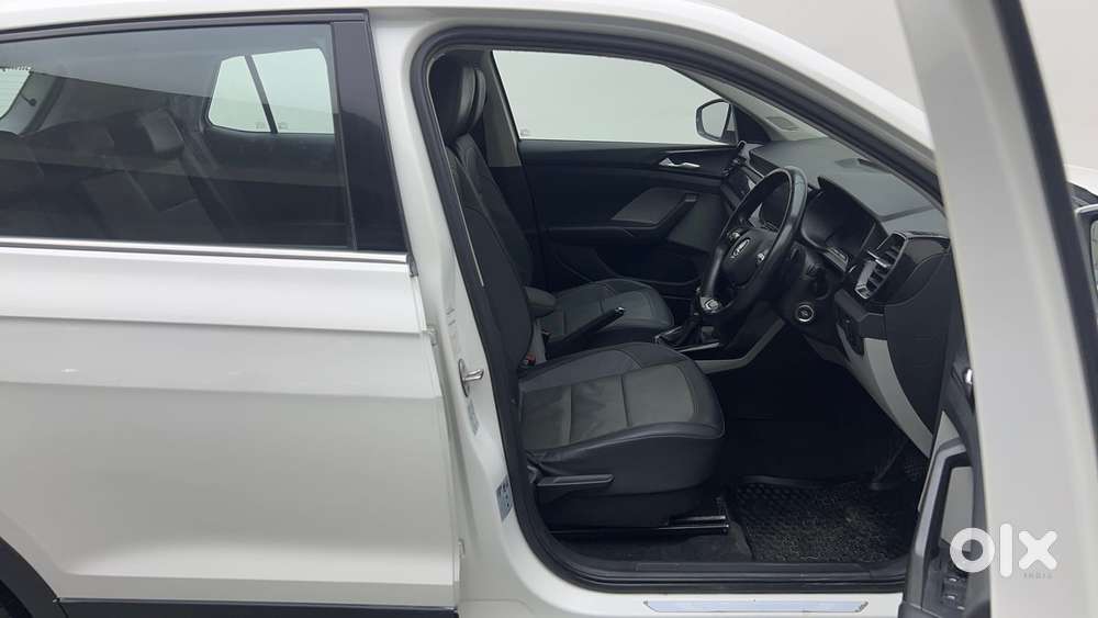Skoda Kushaq 1.5 Tsi Style, 2022, Petrol