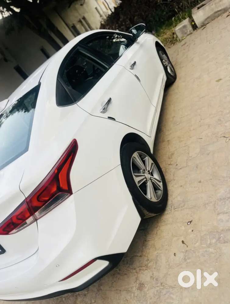 Hyundai Verna 1.6 Sx 2017 November