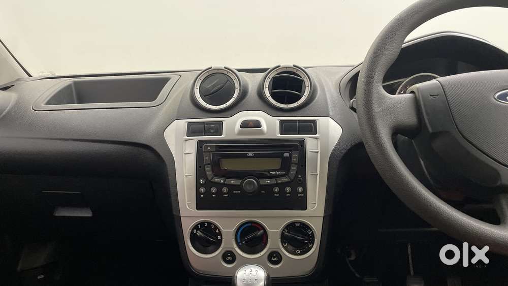 Ford Figo 2010-2012 Petrol Zxi, 2012, Petrol