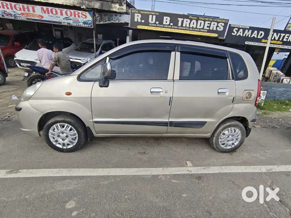 Maruti Suzuki Estilo 2012