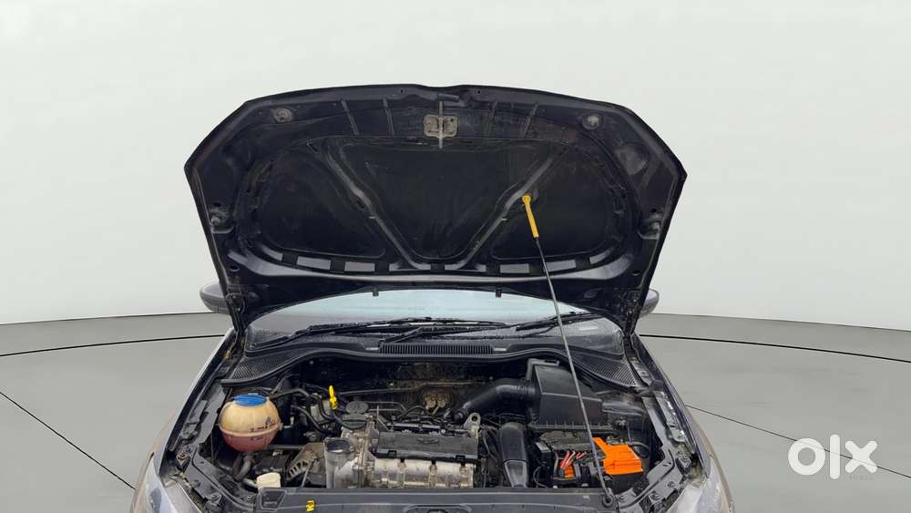 Volkswagen Ameo 1.2 Mpi Highline 16 Alloy, 2017, Petrol