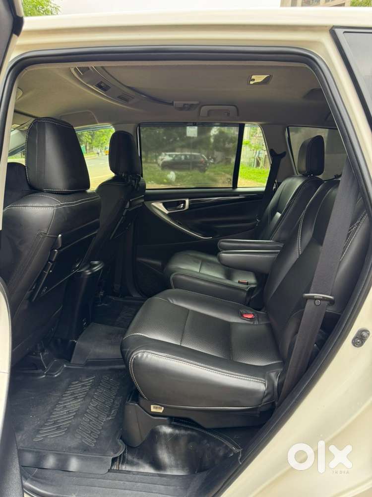 Toyota Innova Crysta 2021 Diesel Manual