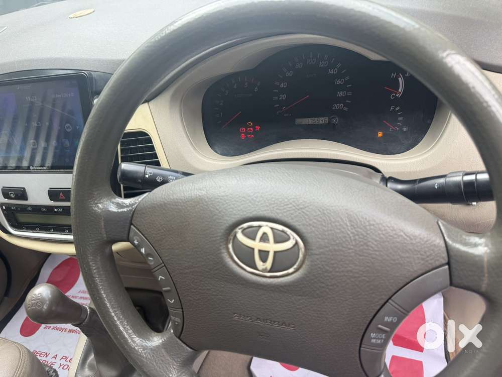 Toyota Innova 2.5 V 7 Str, 2011, Diesel