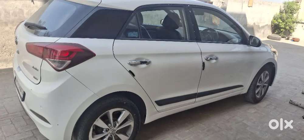 Hyundai I20 December2017 Reg. Diesal  Push Button Start