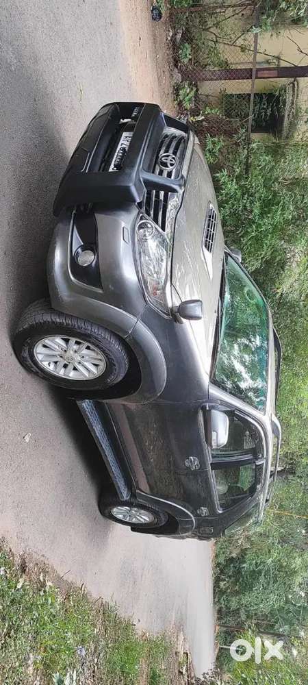 Toyota Fortuner Manual 2013 Variant