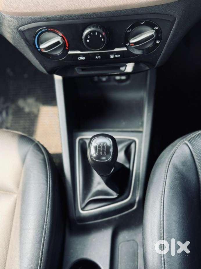 Hyundai I20 Petrol Spotz, 2017, Petrol